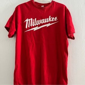 Milwaukee men’s logo Tshirt size M